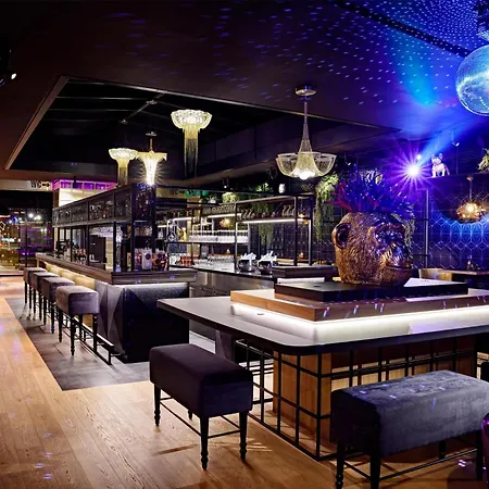 Me And Oberkassel, By Hyatt Hotel 4*