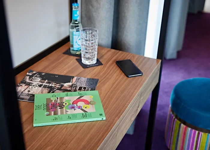 Me And Oberkassel, By Hyatt מלון