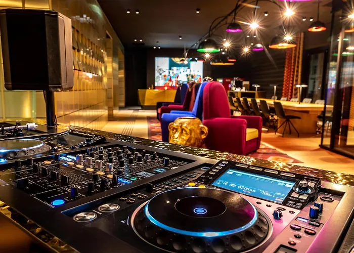 Hotel Me And Oberkassel, By Hyatt Düsseldorf