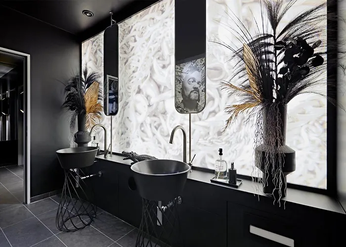 Me And Oberkassel, By Hyatt