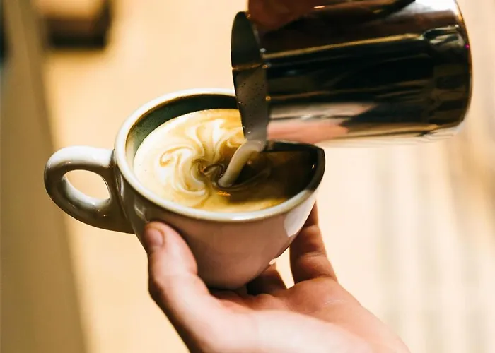 Me And Oberkassel, By Hyatt 4* Düsseldorf