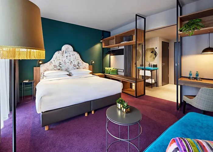 Hotel Me And Oberkassel, By Hyatt