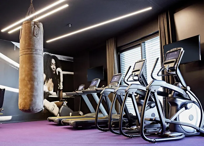 Hotel Me And Oberkassel, By Hyatt