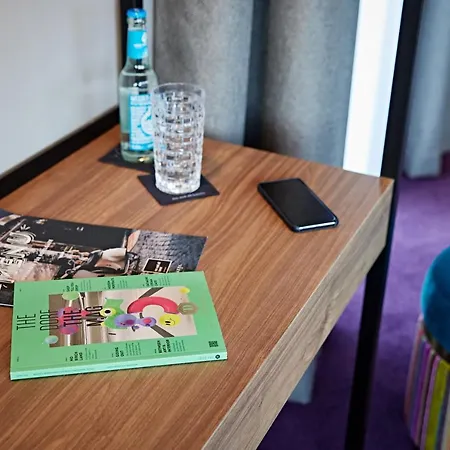 Me And Oberkassel, By Hyatt Otel