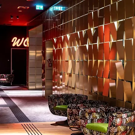 Me And Oberkassel, By Hyatt دوسلدورف