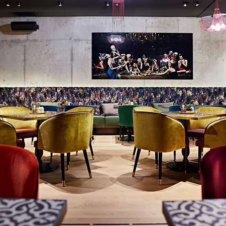 Otel Me And Oberkassel, By Hyatt