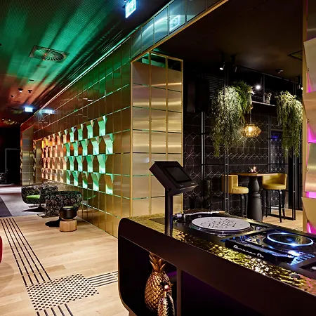 Otel Me And Oberkassel, By Hyatt