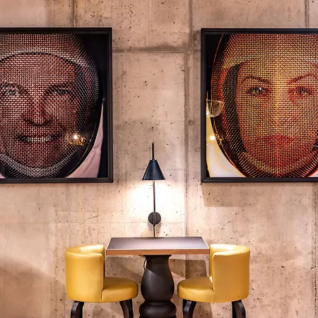 Me And Oberkassel, By Hyatt Otel 4*