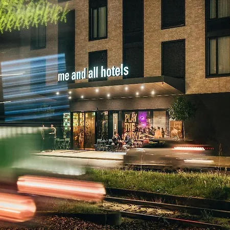 Me And Oberkassel, By Hyatt 4* Dusseldorf