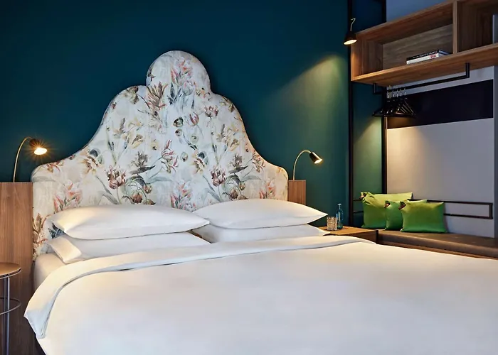 Me And Oberkassel, By Hyatt Hotel