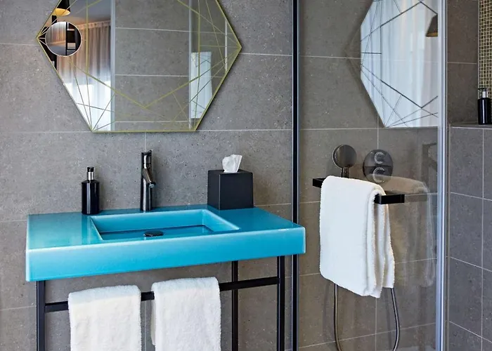 Hotel Me And Oberkassel, By Hyatt