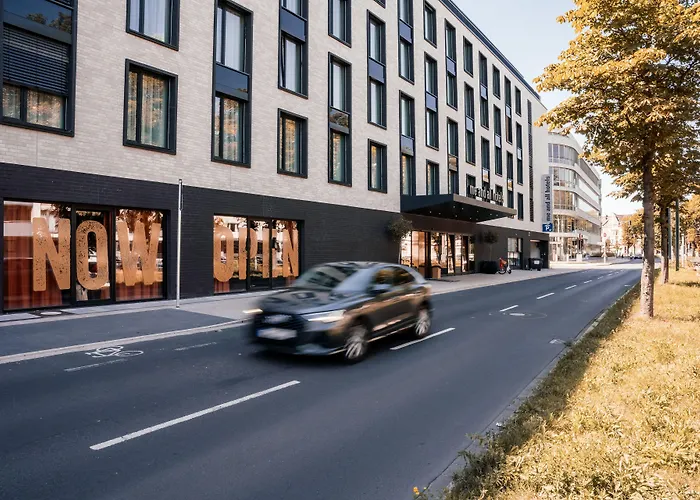 Me And Oberkassel, By Hyatt