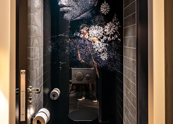 Hotel Me And Oberkassel, By Hyatt 4*