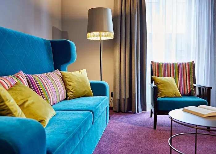 Me And Oberkassel, By Hyatt