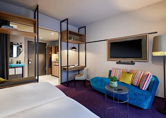 Hotel Me And Oberkassel, By Hyatt 4*