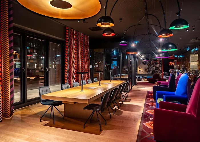 Me And Oberkassel, By Hyatt