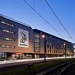Me And Oberkassel, By Hyatt Szálloda