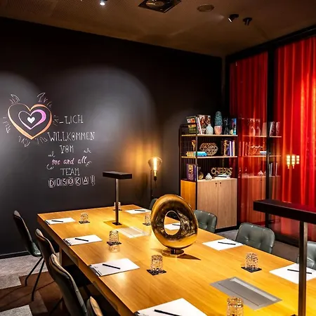 Me And Oberkassel, By Hyatt Ξενοδοχείο Ντίσελντορφ