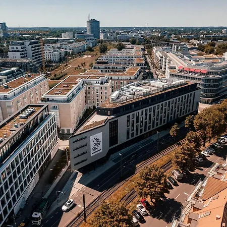 Me And Oberkassel, By Hyatt 4*